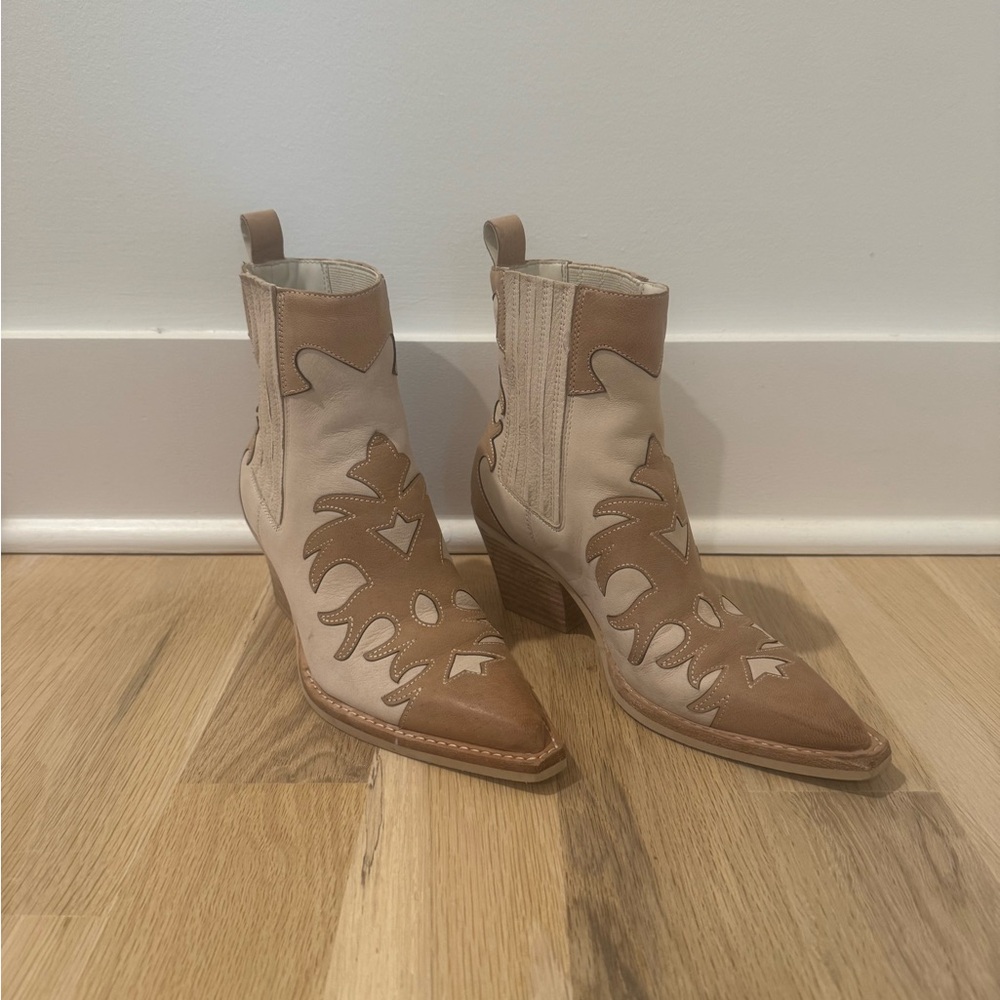 Dolce Vita Renia Boots - Size 6